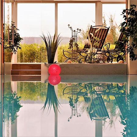 Flairhotel Am Woerthersee Фельден-ам-Вёртер-Зе Экстерьер фото