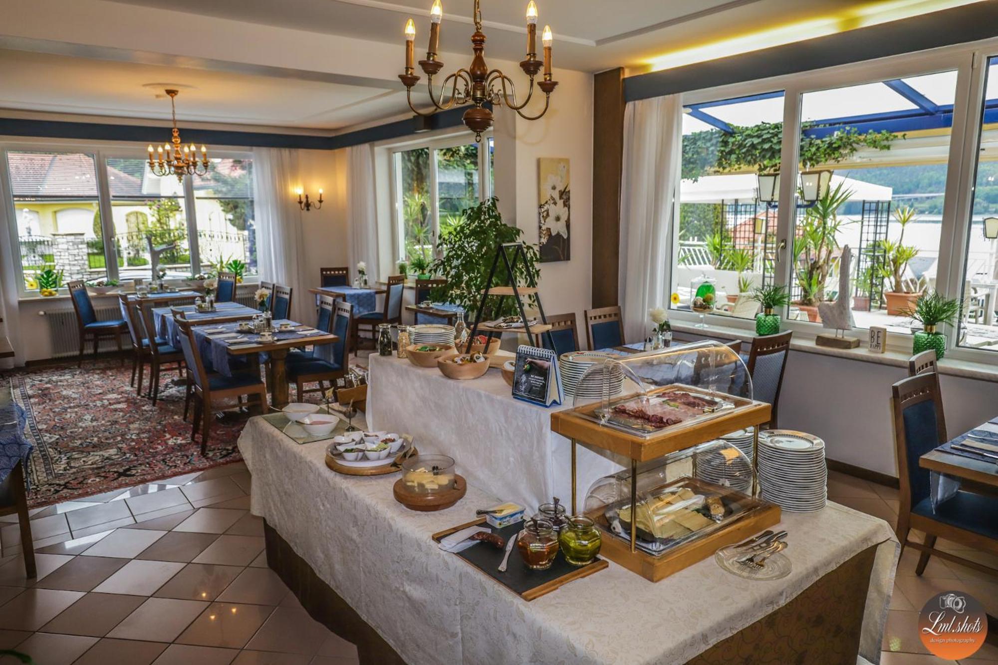 Flairhotel Am Woerthersee Фельден-ам-Вёртер-Зе Экстерьер фото