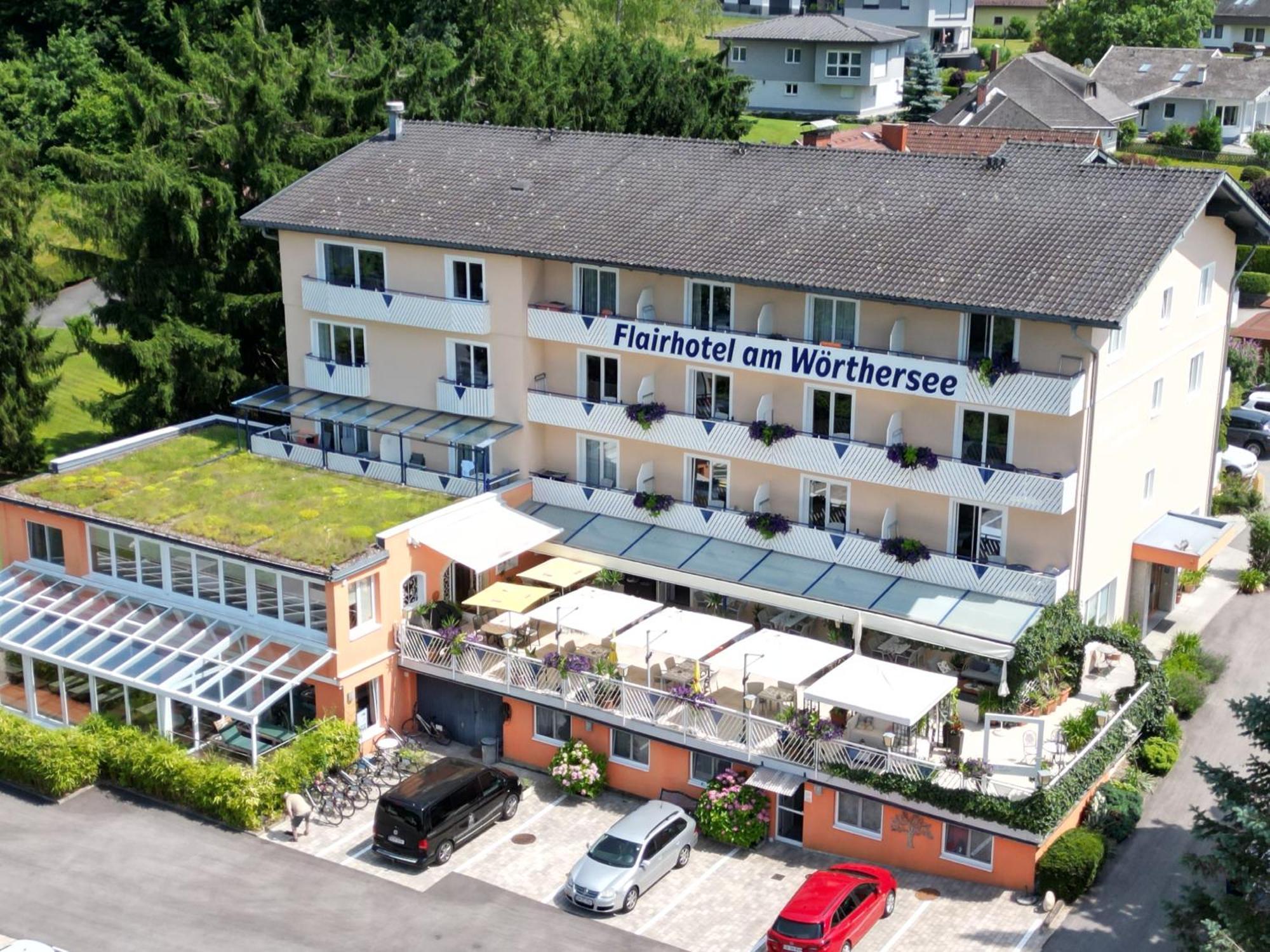 Flairhotel Am Woerthersee Фельден-ам-Вёртер-Зе Экстерьер фото