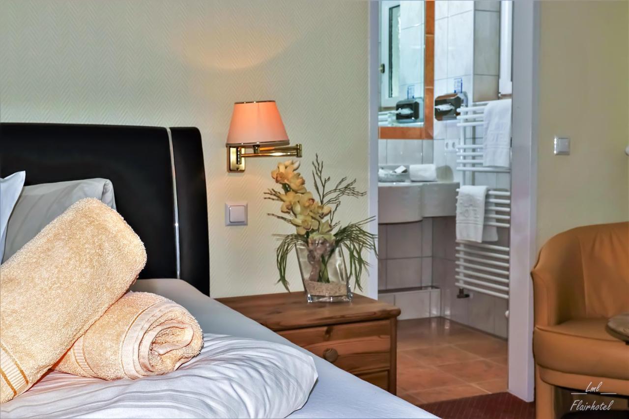 Flairhotel Am Woerthersee Фельден-ам-Вёртер-Зе Экстерьер фото